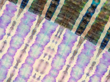 Kırmızı Çizgili Yama Çizgisi dokusu. Mavi Çiçek Kalıbı. Boyalı Çizgi Soyut Suluboya. Kravat Boyası Efekti Çoklu Renkli Ombre Yaması. Gri Kravatlı Etnik Parmak izi. Çiçek Daldırma Dokusu.