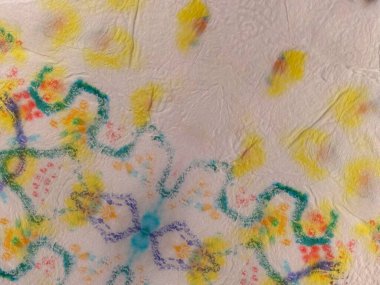 Kravat Boyası Efekti Çoklu Renkli Çamaşır Grunge. Mavi çizgili suluboya desen. Kırmızı Çiçek İkat dokusu. Tye Dip Doku. Boyalı Çizgi Gradyan Suluboya. Gri Kravat Boyası Bağlı Parmak izi.