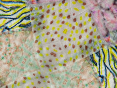 Gri Kravatlı Çiçek Yaması. Mavi Etnik Çizgi Düzeni. Kravat boyası Grunge desenli kırmızı çizgili Ikat deseni. Etnik Dip dokusu. Çoklu Renkli Çamaşır Yaması. Boyalı Çizgi Soyut Suluboya.