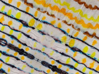 Boyalı Hat Oriental Patchwork. Kırmızı kravat boyalı kravat bandı. Yamalı Çizgili Su Kukusu. Etnik Dip dokusu. Gri Çiçekli Suluboya Doku. Mavi Etnik İzleme Şablonu. Bağlantı Boya Efekti Deseni