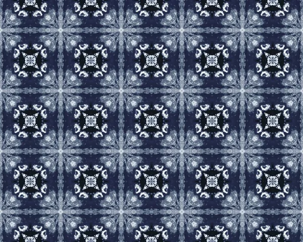 アラビア幾何学模様の床 白い花のバティックインク スペイン幾何学的スケッチ 伝統的な幾何学的な花のボホール 青いボヘミアン民族のタイル 青いトルコモザイク模様 エスニック ペイント — ストック写真