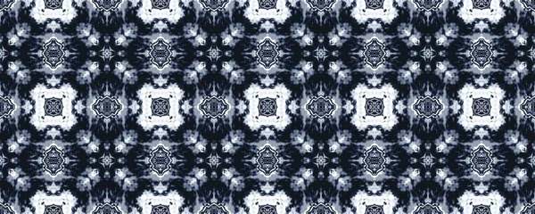 モロッコ幾何学模様の床 インド幾何学的花 ブルーフローラルインクブルーヴィンテージエンドレスデザイン デニム民族バティックペイント モロッコ幾何学的花タイル 青い伝統的な花のモチーフ — ストック写真