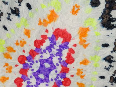 Gri Çizgili Ikat deseni. Kırmızı Spiral boyalı suluboya doku. Kravat Boya Tasarımı Kravat Boyası Gradyan Suluboya. Tye Dip Doku. Çoklu Renkli Çizgili Mezar Efekti. Mavi Kravat Boyası Girdap Yazdırma.