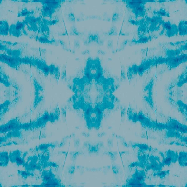 Kırmızı Boyalı Sanat Batik. Dondurucu Buz Tasarımı. Ateşli Tekrarlama Motifi. Buz fırçası boyası. Serin Beyaz Grunge Baharı. Karlı Kova dokusu. Sparkle Grunge 'ı ateşle. Cyan Kış Kozmosu.