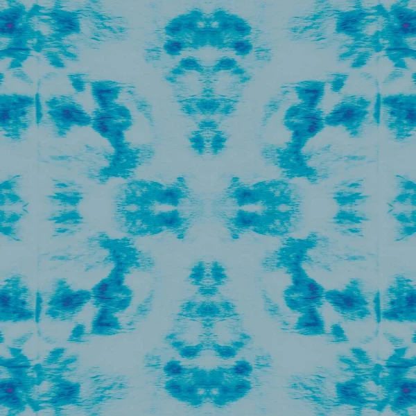 Kusursuz Kar Çizgisi. Bright Frost Şekli. Gökyüzü Kış Süsü. Soğuk Beyaz Efekt Grunge. Aquarelle 'i aydınlat. Karlı Fırça Malzemeleri. Ateş Huysuz Sanat Tarzı. Kızıl Kış Fırçası.