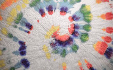 Spiral Sanat. Doymuş Çember Doku. Hippi girdabı. Spiral Multi Hippi. Renkli Huzur Çemberi. Çoklu Girdap Suluboya. Beyaz Gökkuşağı Tye Boyası. Gökkuşağı Boyalı Parmak izi. Spiral Boyalı Arkaplan