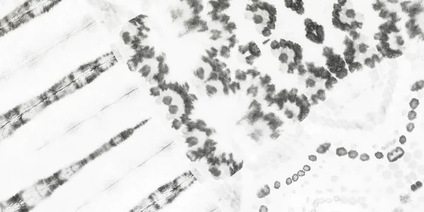 그레이데 드레드 연기가 먼지를 내뿜는다 아트캔 스타일 접지를 스노우 그랜짓 — 스톡 사진