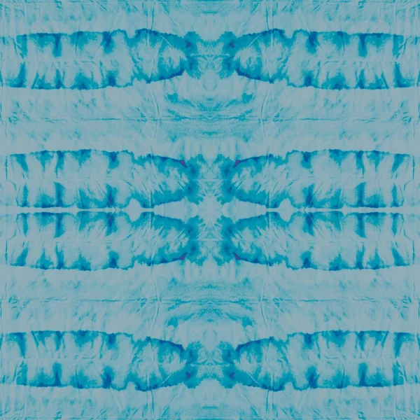 红色染色艺术模式 冷霜冻模式 蓝色重复条纹 冰冻结肮脏的水彩画 霜冻抽象模式 青色清凉粗糙的艺术 凉爽的冬季纹理 白雪掠过的大自然 — 图库照片