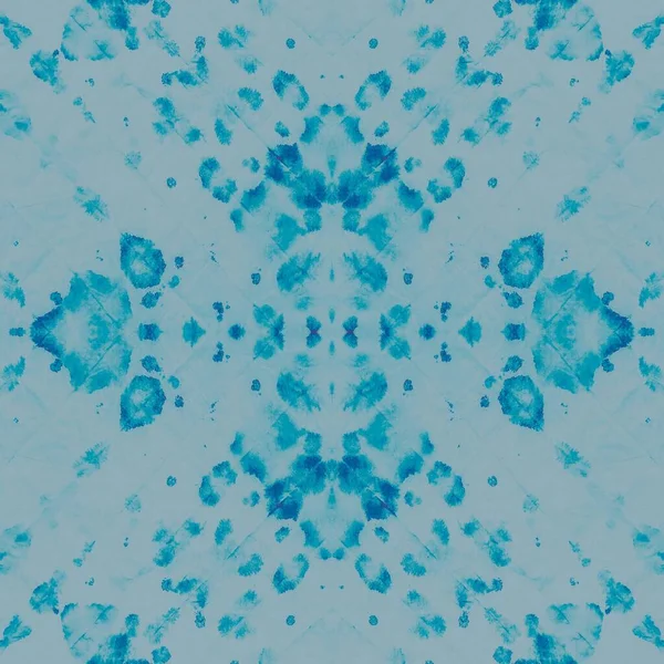 火染色面料艺术 白色面料设计 冰霜几何运动 冷冻干燥的效果 蓝色的抽象图案 白雪公主染色 红色冬季丝绸 光刷材料 — 图库照片