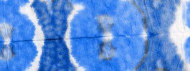 Beyaz kravat boyalı batik. Suluboya boya fırçası. Kirli Sanatlar Pankartı. Soyut suluboya boya fırçası. Parlak Graffiti Tarzı. Yağ mürekkebi. İndigo Fırçalanmış Doku. Modern Boyalı.