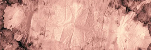 Kadın Bağlama Sanatı. Aquarelle Boya Fırçası. Ev Kirli Sanatlar Boyası. Romantik Suluboya. Kahverengi Geleneksel Boyalı. Fırçalanmış kağıt. Pembe Yağlı Fırça. Graffiti Grunge..