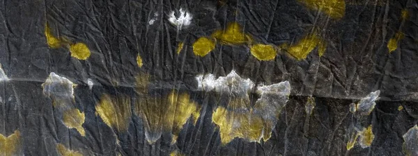 Altın kravat boyama sanatı. Suluboya mürekkep. Kirli Arkaplan. Gri suluboya mürekkep. Parlak Grafik Boyalı. Hafif Yağlı Fırça. Rough Petrol Fırçası. Bronz Graffiti Biçimi.