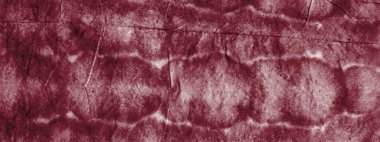 Burgundy kravat boyası Grunge. Suluboya Baskı. Kirli Sanatlar Pankartı. Arkaplan Kova Fırçası. White Rough Sanat Baskısı. Fırçalanmış kağıt. Burgundy Fırçalanmış Malzeme. Lüks Modern Boyalı.