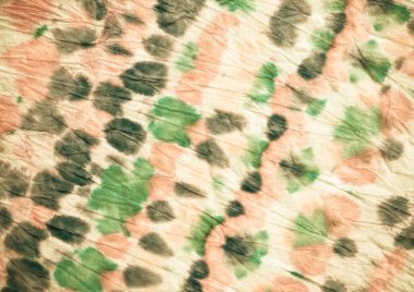 Bej yaratıcı kravat boyası. Suluboya boya fırçası. Kirli Arkaplan. Yeşil suluboya fırça. Graffiti Grunge Parşömeni. Fırçalanmış İpek. Eski Fırça Malzemeleri. Pastel Geleneksel Boyalı.