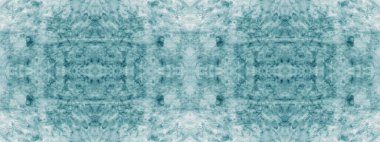 Gök Kravatı Boyası Tasarımı. Cyan Etnik Motif. Hafif Kirli Sanat Efekti. Kar Fırçası Malzemeleri. Beyaz tekrarlayan şeritler. Hafif Grafik Boyalı. Mavi Fırçalı Kağıt. Beyaz Suluboya Fırçası