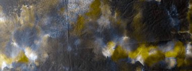 Altın kravat boyalı batik. Aquarelle dokusu. Kirli Sanatlar Boyası. Altın Kova dokusu. Güneşli Grafik Boyalı. Altın fırçalı ipek. Rustik Kağıt Fırçası. Sarı Modern Boyalı.