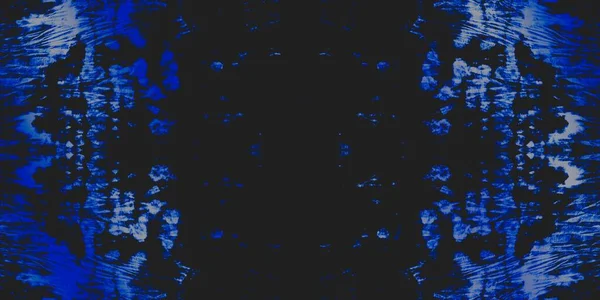 デニム染めのアートパターン 氷の幾何学的モチーフ 夜の草原の暗闇 雪のアクエラレのテクスチャ 荒っぽい現代風 素朴なスタイリッシュなインク 星のインクコスモス 黒氷の背景 — ストック写真