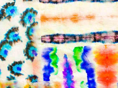 Boyalı Çizgi Soyut Yama. Etnik Dip dokusu. Kırmızı çizgili suluboya doku. Mavi Etnik İzleme Şablonu. Çoklu Renkli Çiçekli Su Yaması. Kravat Boyası Efekti Gri Kravat Çiçek Yazısı.