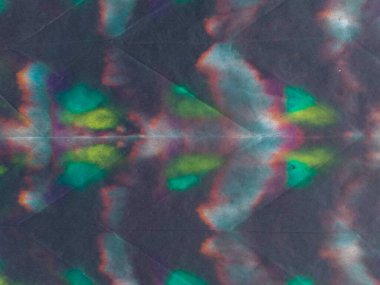 Boyalı Neon Oriental Suluboya. Kırmızı çizgili suluboya doku. Siyah Çizgili Mezar Efekti. Shibori Dip Deseni. Gri Çizgili Ikat deseni. Mavi kravat boyası, kravat izi. Bağla Grunge Dokusunu