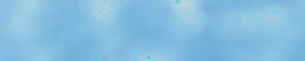 그라운드 다이입니다 아이스 텍스처 스카이 네이비 바다의 갈매기 라이트 페인트 — 스톡 사진