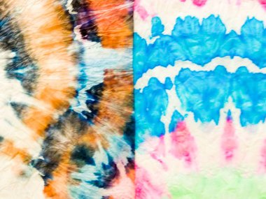 Boyalı Hat Oriental Suluboya. Gri Çiçek Çizgisi Şablonu. Boyalı Yama Mavili Kravat Boyası Etnik Parmak izi. Çiçekli Dip Deseni. Patchwork Etnik Ombre Etkisi. Kırmızı Çizgili İkat dokusu.