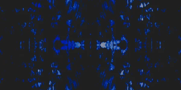 デニム染めファブリックインク ブルーエンドレスモチーフ ブラック ステイン カナダの芸術家 ダーク抽象アクエラレ 宇宙のコスモスが枯れた 冬のスタイリッシュなインク 氷に覆われた空間 白い氷の背景 — ストック写真