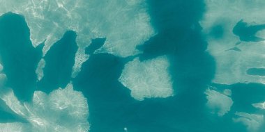 Mavi kravat boyası. Yeşil Yumuşak Arkaplan. Su doğası. Parlak boya. Argent Parıltısı. Soyut Okyanus Boyası. Işıldayan Doğa. Gri Parlak Boya. Parlak doku. Yeşil Deniz dokusu. Gri Okyanus Arkaplanı.