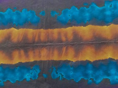 Boyalı Neon Oriental Suluboya. Gri Çizgili Neon Renkli Doku. Çok Renkli Çizgili Siyah Tasarım. Shibori Dip Deseni. Mavi çizgili Ikat deseni. Kravat Boyası Efekti Kırmızı Kravat Çizgili Şerit.