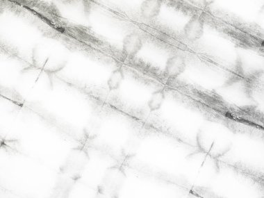 Gri Kağıt Girdabı. White Old Simple Draw 'da. Soyut Fırça Kağıdı. Beyaz Vintage Doku Yazdırma. Düz beyaz Grunge. Soyut Yazdırma Çizimi. Kirli Hat Yüzeyi. Sert Suluboya. Çizgili Yumuşak Serpinti