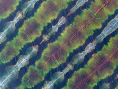 Boya neon soyut suluboya. Mavi Çizgili Neon Suluboya deseni. Çok renkli çizgili siyah Grunge. Kırmızı kravat boyası, kravat izi. Shibori Dip Deseni. Gri Çizgili İkat dokusu. Boyama Efekti Dokusunu Bağla