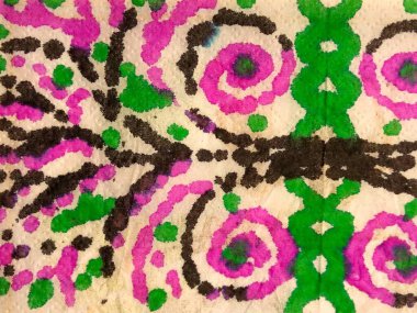 Boyalı Çizgi Gradyan Suluboya. Kırmızı Çiçek İkat dokusu. Kravat boyası efekti mavi çizgili suluboya deseni. Çoklu Renkli Etnik Su Tasarımı. Etnik Dip dokusu. Gri Kravatlı Çiçek Yazısı.