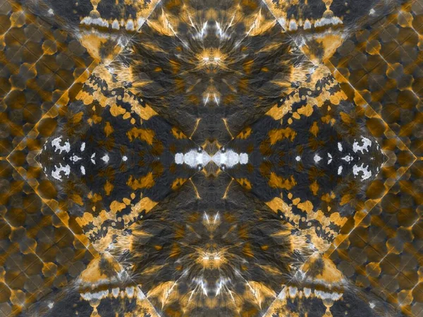 금점을 찍는다 정동영은 오렌지 패치워크 Tie Dye Stroke 브라운 양식을 — 스톡 사진