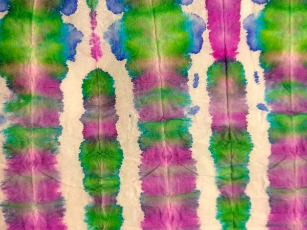 Boyalı Çizgi Gradyan Suluboya. Gri Kravatlı Çizgili Parmak izi. Kırmızı çizgili suluboya desen. Çoklu Renkli Su Tasarımı. Mavi Çizgili İkat dokusu. Kravat Boyası Efekti Tye Dye Deseni.