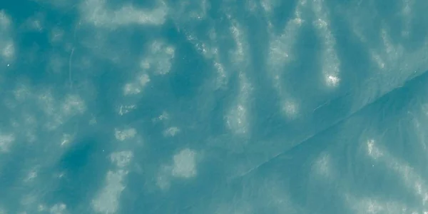 Blå Havsvatten Havsmönster Blue Ocean Bakgrund Ljus Himmel Abstrakt Ocean — Stockfoto