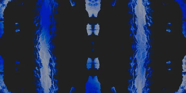 ホワイト ファブリック インク ダーク リピート シェブロン ナイトスペースダーティアートスタイル 海軍の概要パターン 光のコスモスが枯れる 冬用水墨画 — ストック写真