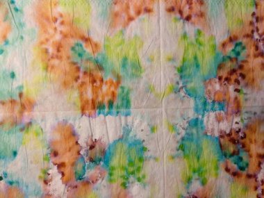 Renkli Çoklu Renk Deseni. Renkli Shibori Spot. Sanat Gradyan Soyut Şekil. Mürekkep Su Şekli. Pastel El lekesi. Tiedye Aquarelle Light Splotch. Mürekkep Dökümünü Yıka Suluboya İşaret Efekti.