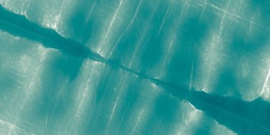 Mavi kravat boyası. Teal Bright Shine. Silver Wash Suluboya. Dalgalı Aqua. Sparkle Splash. Okyanus Bayrağı. Gök Mürekkebi. Yeşil Deniz Parıltısı. Parlak Şablon. Soyut Su Parıltısı. Mavi Temiz Arkaplan.