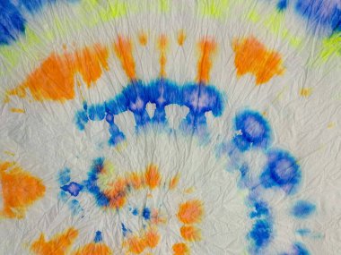 Spiral kravatlı boya fırıldağı. Çok renkli kravat deseni. Çember Kalp. Spiral kravatlı boya fırıldağı. Multi Tiedye. Mavi Çizgili Doku. 1960 model spiral Yeşil Renkli Girdap Arka planı. Soyut Yumuşak Kravat Boyası.