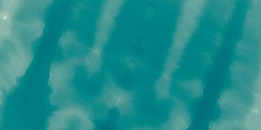 Mavi kravat boyası. Parlak Aqua. Gri Su Arkaplanı. Su deseni. Soyut Parlak Boya. Okyanus Yazı. Turkuaz Parıltısı. Işıldayan Doğa. Gümüş yumuşak suluboya. Beyaz Deniz dokusu. Gri Parlak Boya.