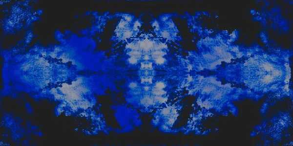 Beyaz kravat boyası. Güzel sembol süsü. Denim Snowy Dirty Art Banner. Yıldız suluboya baskısı. Leke Uzay Boyalı Sanat. Parlak Fırçalı Malzeme. Mavi Yağ Mürekkebi. Siyah Doğa Arkaplanı. 