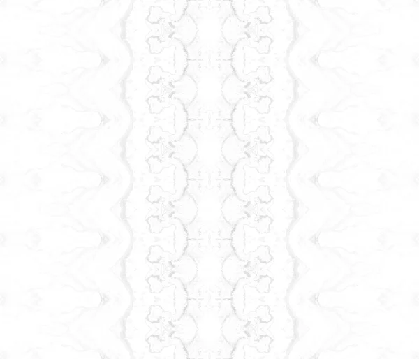 白の部族ストライプ ヴィンテージ バティック 灰色の染料の水彩画 レトロなインクの質感 灰色の繰り返しブラシ 明るい木目のプリント グレイ ペイント 白いボヘミアン — ストック写真