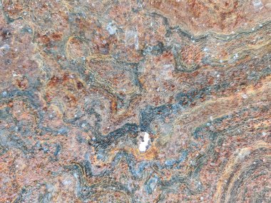 Çelik paslı arka plan. Kırmızı Vintage Metal Plaka. Metal Bakır Aşınması. Eski Grunge Yapısı. Paslı Yapı Arkaplanı. Metal Rustik Çürüme Pası. Kahverengi Koyu Çelik desenli. Paslı Aşınma Arkaplanı.