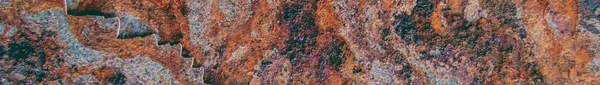 スチール銅パノラマ 旧グラウンジ腐食 レッド ロシア スチール プレート ラスティヴィンテージペイントラスト 金属錆の背景 ブラックダークメタルの表面 ラスティ構造の背景 — ストック写真