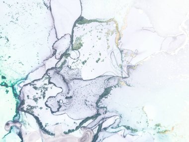 Altın Alkol Mürekkebi Mermeri. Yeşil Su Rengi Arkaplanı. Altın rengi mermer. Jeodot Zarif Parıltısı. Leylak Gradyan Suluboya. Mavi Mermer Arkaplan. Modern Soyut Ressamlık. Mavi Sanat Boyası.