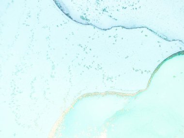 Mavi Alkol Mürekkebi Mermeri. Yeşil Alkol Mürekkebi. Altın mürekkep boyası. Lüks Soyut Şablon. Altın Mermer Suluboya. Mavi Su Renkli Mermer. Mavi Gradyan Arkaplan. Altın Jeot Zarif Parlatıcı.