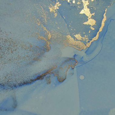 Altın Alkol Mürekkebi Mermeri. Altın Soyut Suluboya. Mavi Yağlı Boya. Metal Su Rengi Suluboya. Folil Mermer Arkaplan. Lüks Su Boyası Mermeri. Jeodot Zarif Doku. Lüks Soyut Ressamlık.