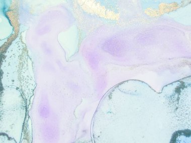 Folyo Su Boyası Mermeri. Beyaz Alkol Mürekkep Tablosu. Bakır Alkol Mürekkep Arkaplanı. Mavi Sanat Boyası. Pembe Gradyan Suluboya. Altın Mermer Arkaplan. Akıcı Zarif Parıltı. Modern Soyut Şablon.