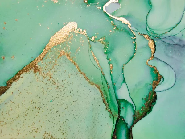 Altın rengi mermer. Lüks Soyut Şablon. Mavi Alkol Mürekkebi Mermeri. Yeşil Alkol Mürekkep Suluboya. Akışkan Zarif Doku. Lavanta Derece Geçmişi. Altın Mermer Suluboya. Mavi Mürekkep Boyası.