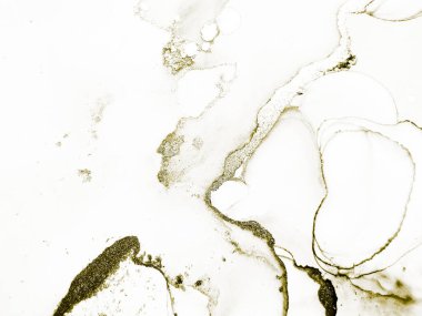 Altın Su Rengi Parıltısı. Alkol Mürekkebi Geçmişi. Tahıl Alkol Mürekkebi Grunge. Altın Beyaz Soyut Şablon. Işık Gradyan Arkaplanı. Sıvı Lüks Şablon. Altın mürekkep boyası. Parlak Grunge Arkaplanı.