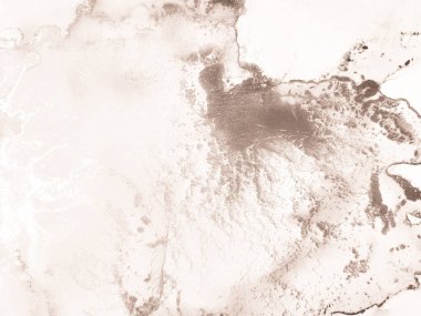 Altın Kahverengi Mermer. Aydınlık Özgeçmiş. Beyaz Mermer Arkaplan. Kahverengi Sanat Boyası. Beyaz Jeot Parıltısı. Parlak Alkol Mürekkebi Mermeri. Alkol Mürekkebi Işık Arkaplanı. Hafif Soyut Boyama